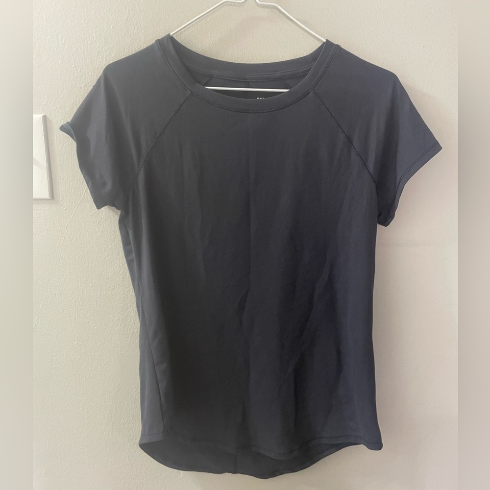 Women’s All In Motion Small Dark Gray Athletic Tee Tote11
